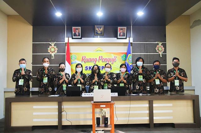 Hari pertama pelaksanaan Seleksi Kompetensi Bidang (SKB) Calon Pegawai Negeri Sipil (CPNS) STAHN Gde Pudja Mataram.