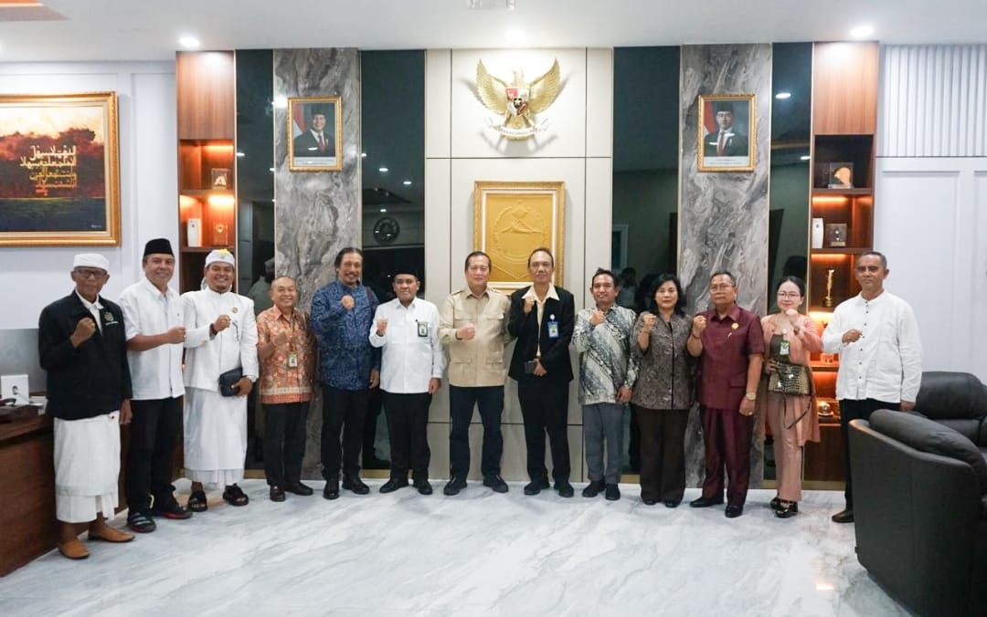 RECTOR MEETS WEST NUSA TENGGARA GOVERMENT TO ACCELERATE TRANSFORMATION TOWARD UNIVERSITY STATUS