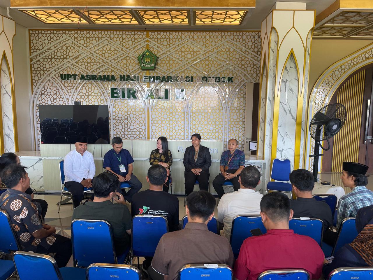 IAHN GDE PUDJA MATARAM LAKSANAKAN SELEKSI KOMPETENSI DASAR (SKD) CPNS KEMENAG 2024 DI NTB, 92 PELAMAR MEMPEREBUTKAN 21 FORMASI